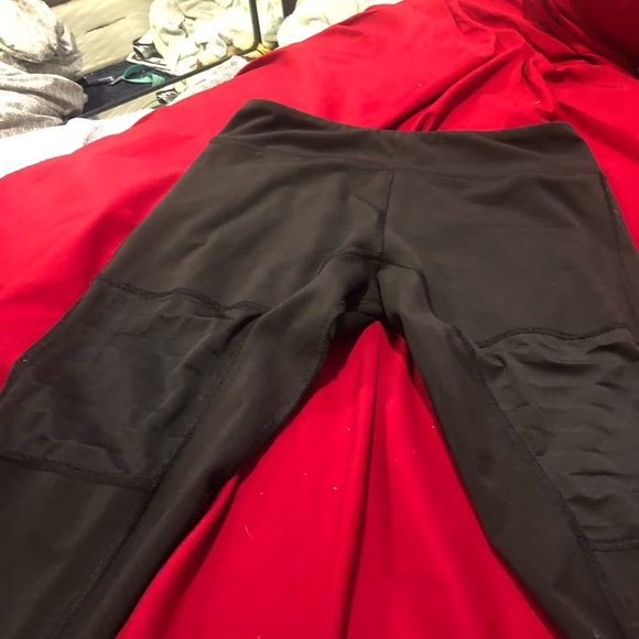 Active wear leggings - Picture 3 of 5